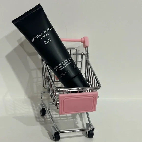 PLEASE READ! – Chanel Customer Appreciation - Picture 4 of 13